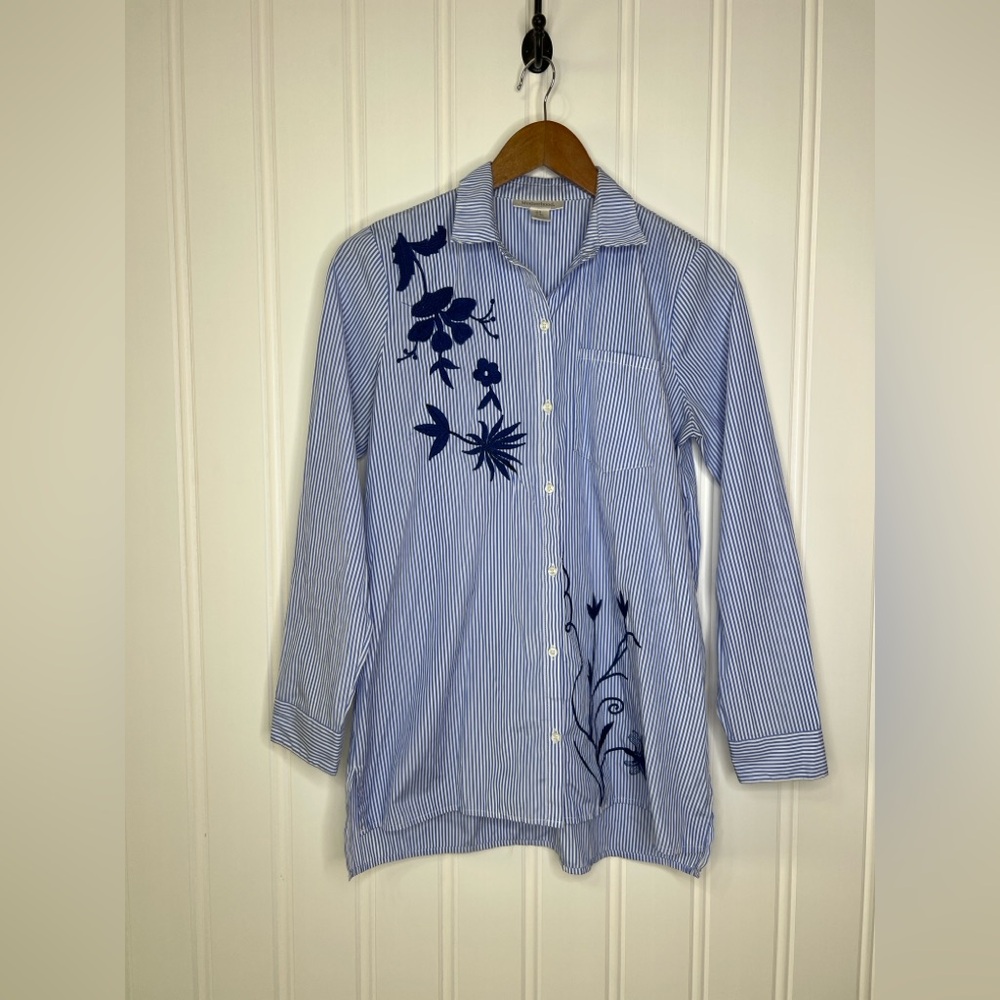 Motherhood Maternity Women's Floral Striped Button Front Top Blue White Size S